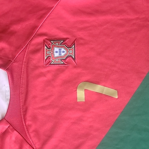 Cristiano Ronaldo boys jersey size large - Picture 3 of 4